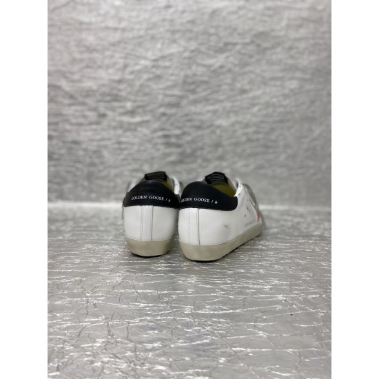 Golden Goose / Top Edition BALLSTAR Dirty Shoes