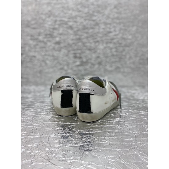 Golden Goose / Top Edition BALLSTAR Dirty Shoes