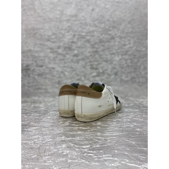 Golden Goose / Top Edition BALLSTAR Dirty Shoes