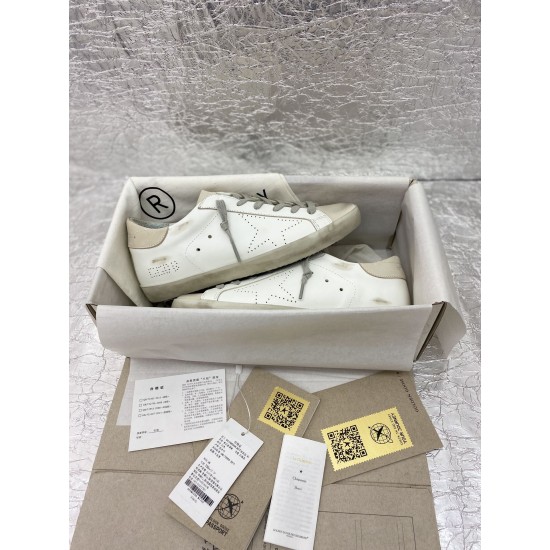 Golden Goose / Top Edition BALLSTAR Dirty Shoes