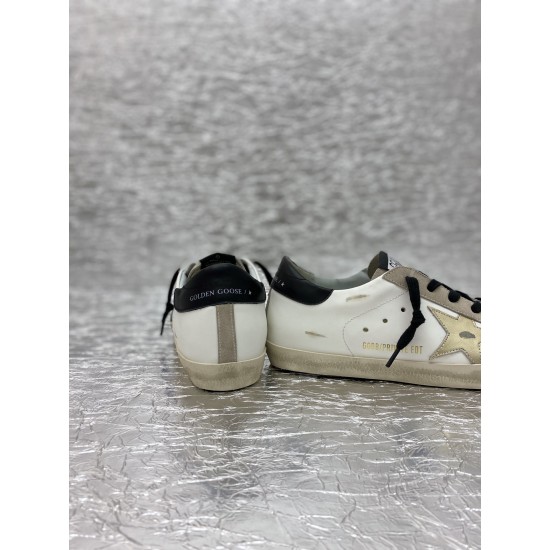 Golden Goose / Top Edition BALLSTAR Dirty Shoes