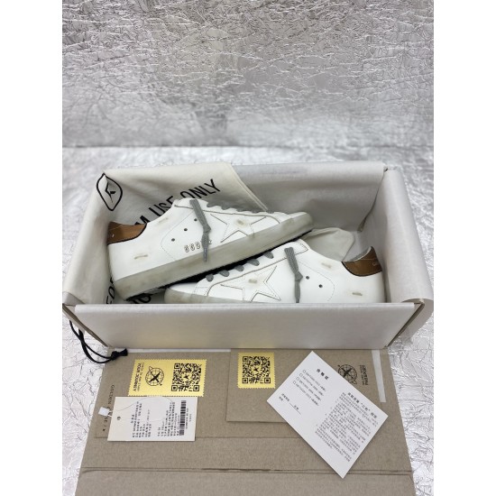 Golden Goose / Top Edition BALLSTAR Dirty Shoes