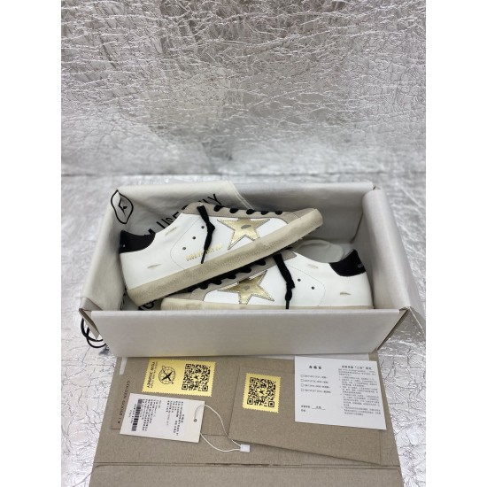 Golden Goose / Top Edition BALLSTAR Dirty Shoes