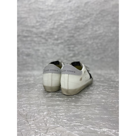 Golden Goose / Top Edition BALLSTAR Dirty Shoes