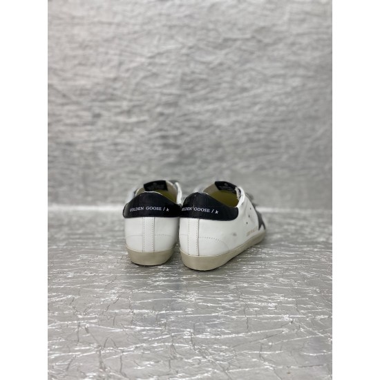 Golden Goose / Top Edition BALLSTAR Dirty Shoes