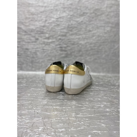 Golden Goose / Top Edition BALLSTAR Dirty Shoes
