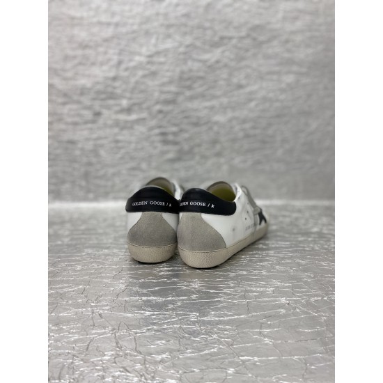 Golden Goose / Top Edition BALLSTAR Dirty Shoes