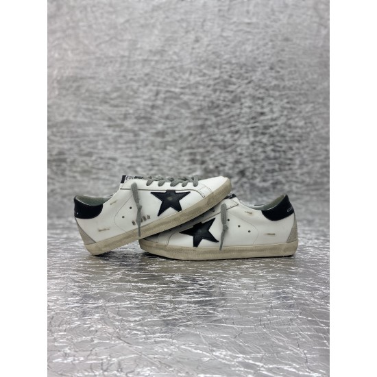 Golden Goose / Top Edition BALLSTAR Dirty Shoes