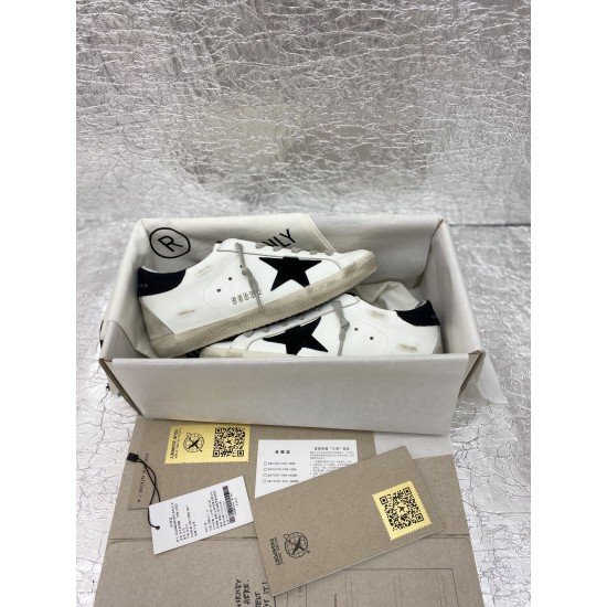 Golden Goose / Top Edition BALLSTAR Dirty Shoes