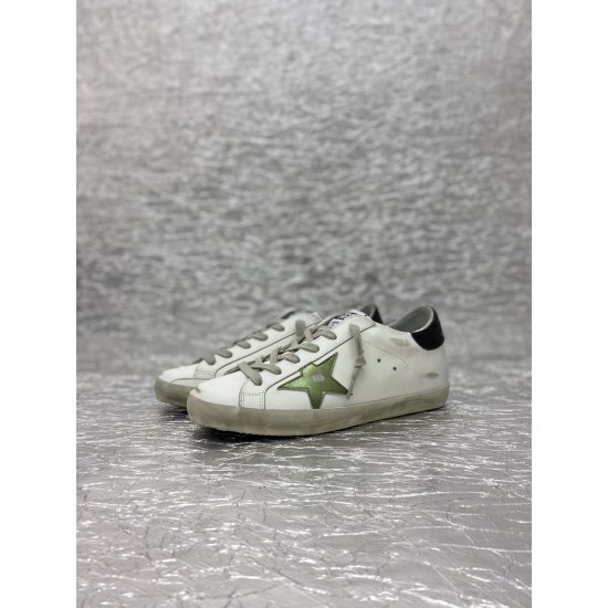Golden Goose / Top Edition BALLSTAR Dirty Shoes