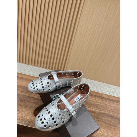 ballet shoes