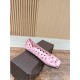# 阿莱亚/早春新品 方头 镂空 平底凉鞋这一季的鞋履全新视觉体验 俏皮搭配 显得酷酷的真是绝美 鞋柜必备的时尚单品。面料采用进口小牛皮 内里垫脚均为牛皮 原版开模大底Size:35-39(40/41/42定制不退换) # 阿莱亚/早春新品 方头 镂空 平底凉鞋这一季的鞋履全新视觉体验 俏皮搭配 显得酷酷的真是绝美 鞋柜必备的时尚单品。面料采用进口小牛皮 内里垫脚均为牛皮 原版开模大底Size:35-39(40/41/42定制不退换)