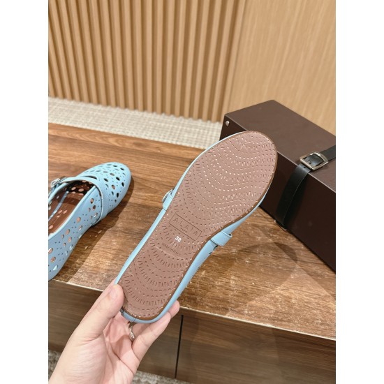 ballet shoes