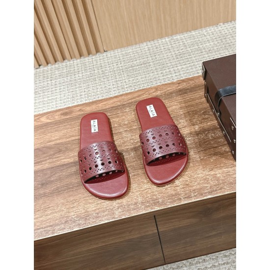 slippers