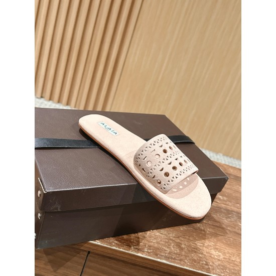 slippers