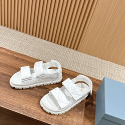 sandal
