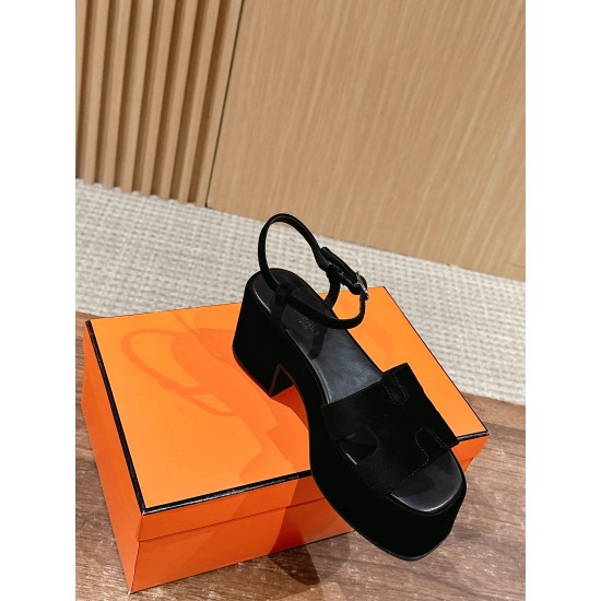 H Sandals