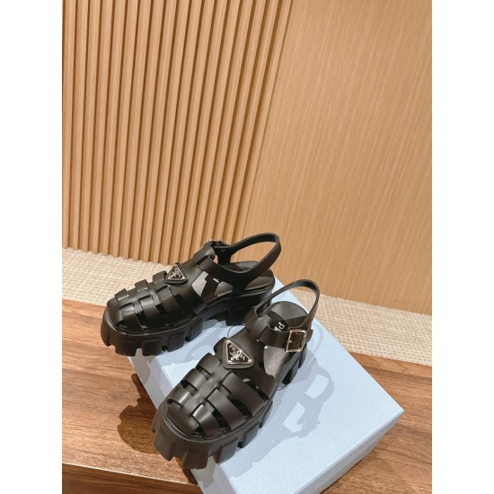sandal
