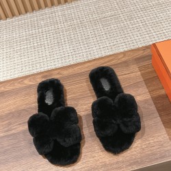 Plush slippers