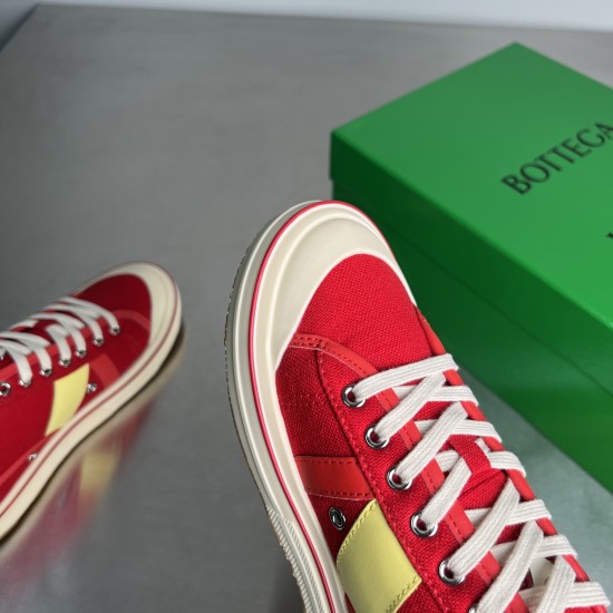 canvas shoe