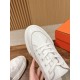 Skateboard shoes