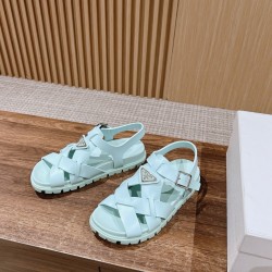 sandal