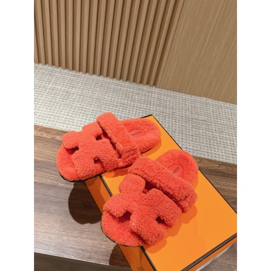  Cake Hair Slippers