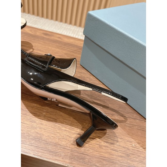 sandal