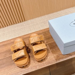 sandal