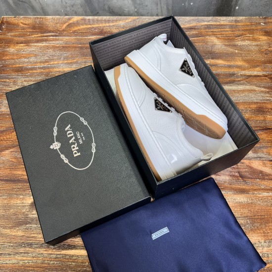 Nude shoes