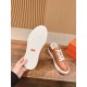 Skateboard shoes