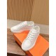 Skateboard shoes