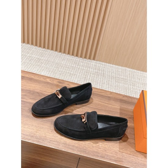 De Xun Shoes