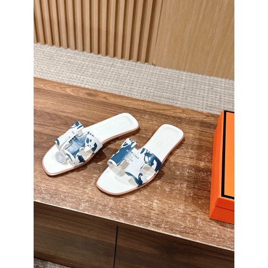 H slippers