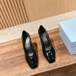 sandal