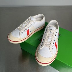 canvas shoe