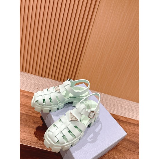sandal