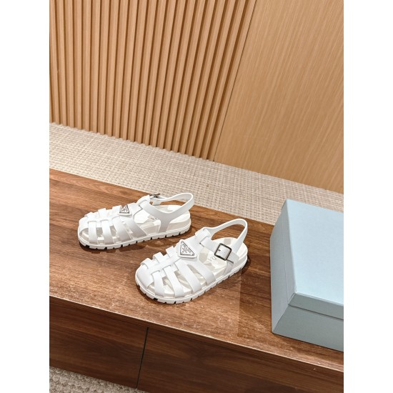 sandal