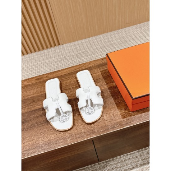 H slippers