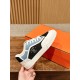 Skateboard shoes