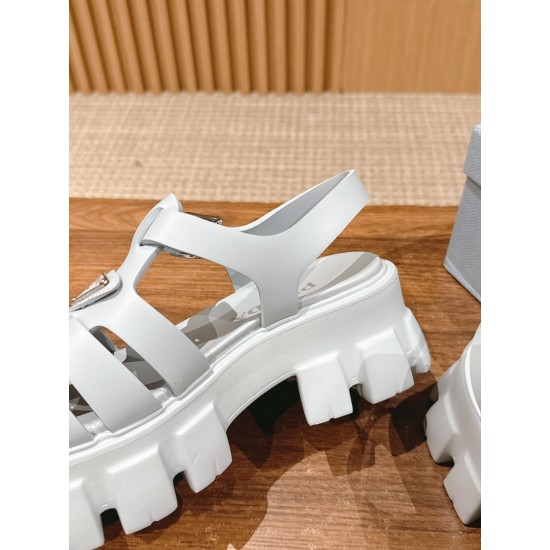 sandal