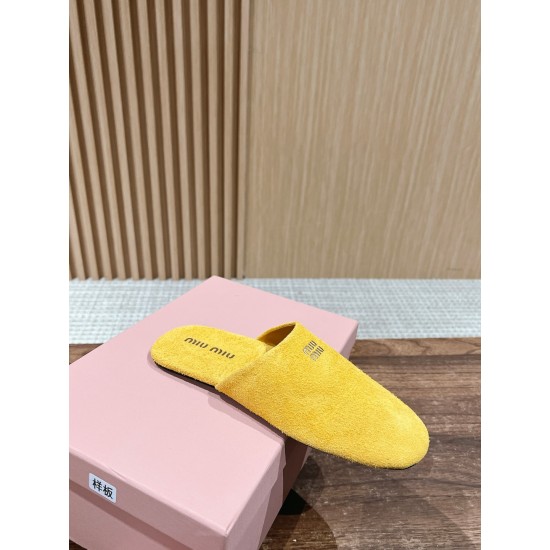 slippers