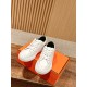 Skateboard shoes