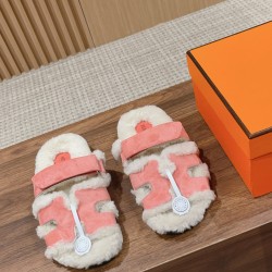  Cake Hair Slippers