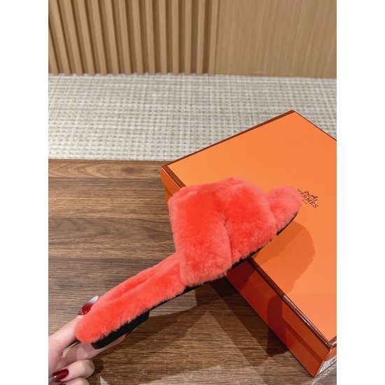 Plush slippers