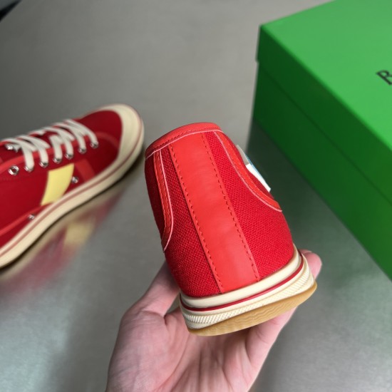 canvas shoe