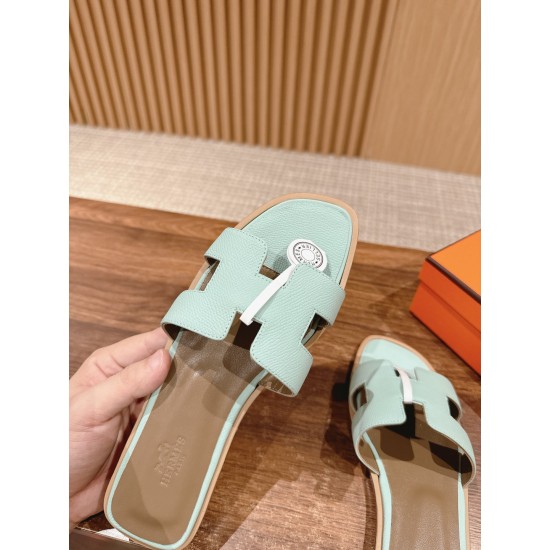 H slippers