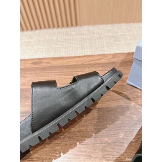 sandal