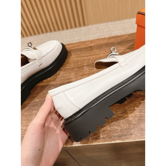 De Xun Shoes