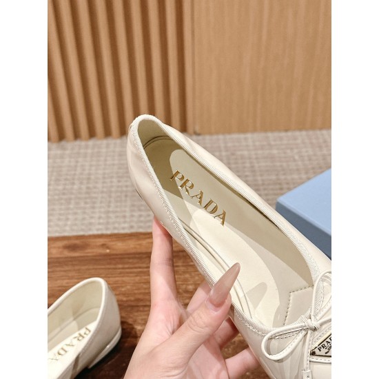 Nude shoes
